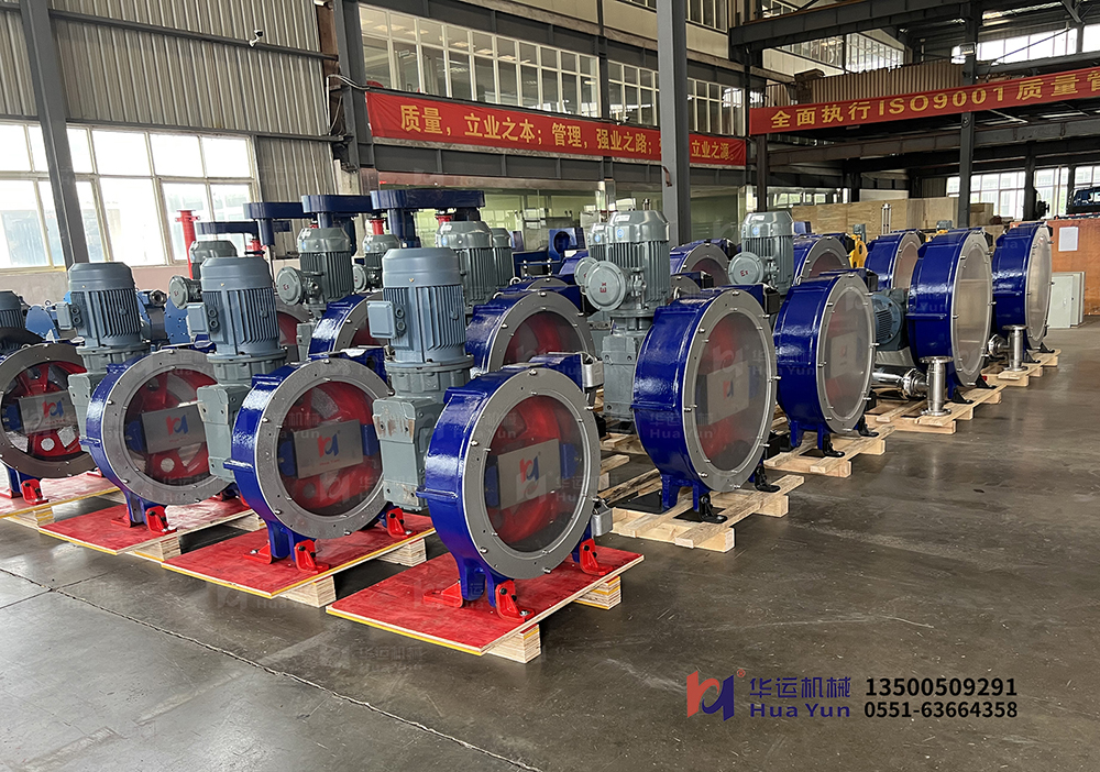 A batch of new patented hose pumps from our company were shipped to the United States
